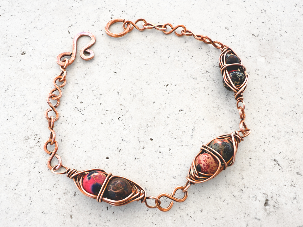 Crimson Pea Pod Bracelet