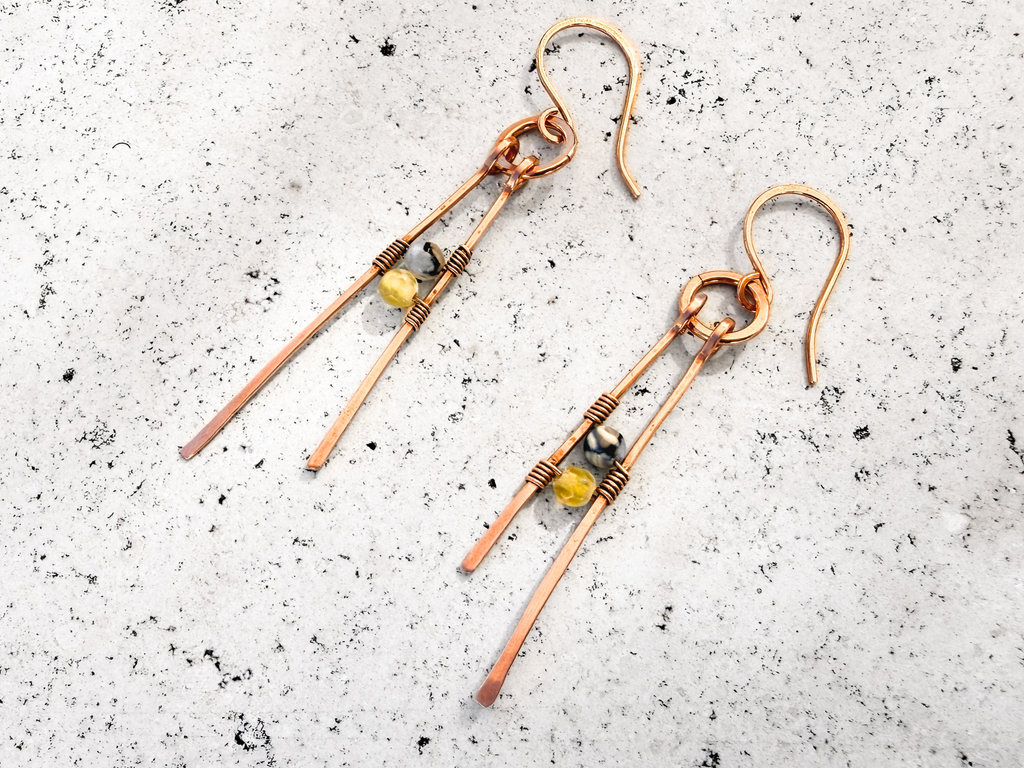 Yellow Agate Prong Earrings