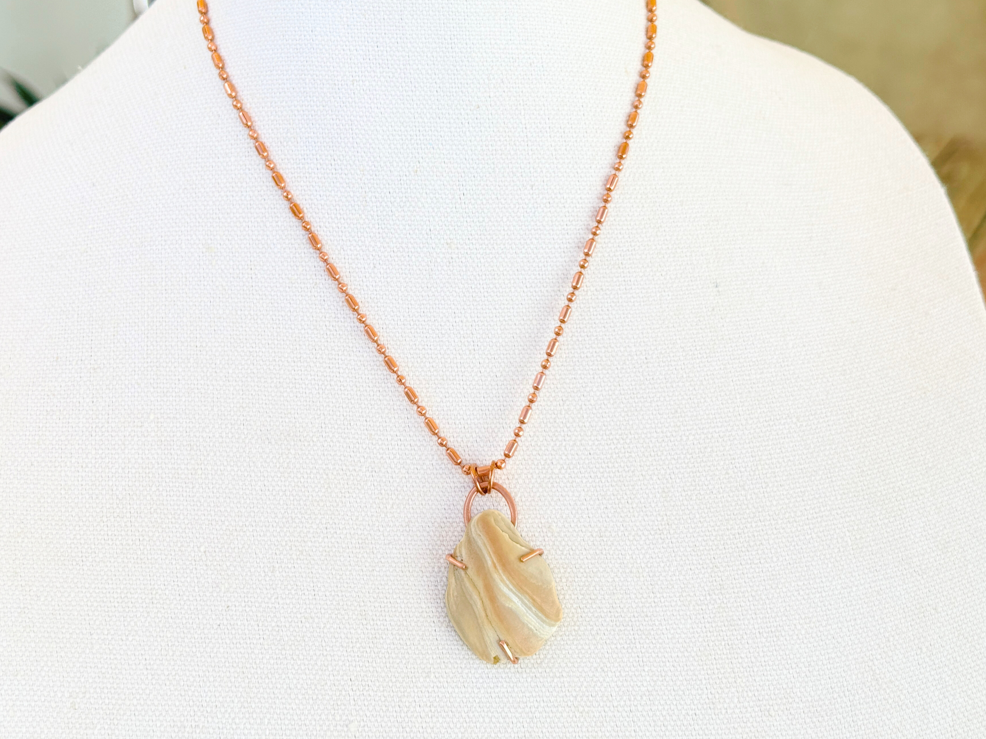 Desert Sands Shell Pendant Necklace