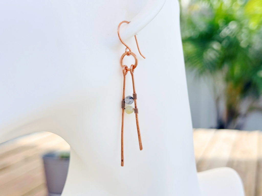 Yellow Agate Prong Earrings