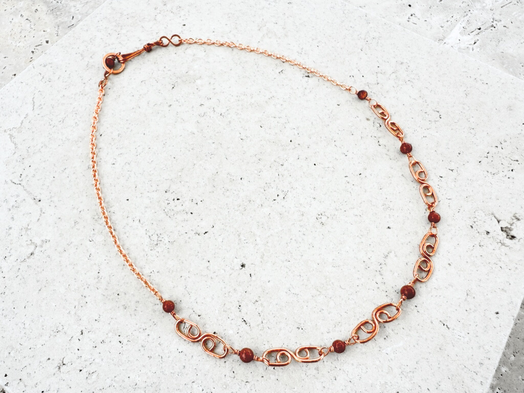 Mesolink Goldstone Choker