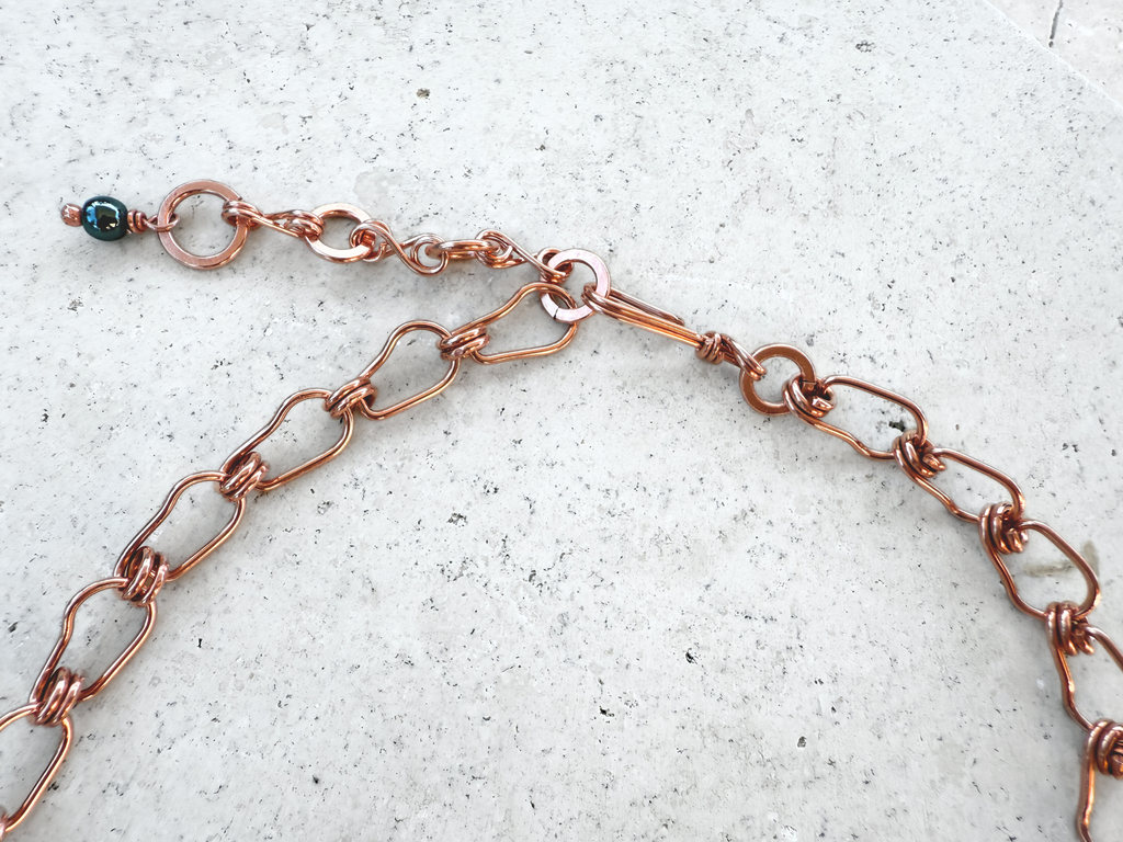 Signature Link Choker