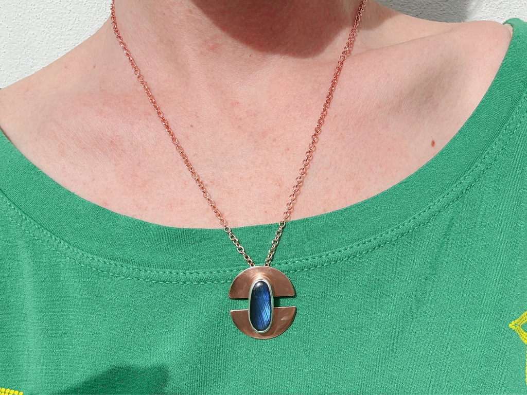 Oval Labradorite Pendant Necklace