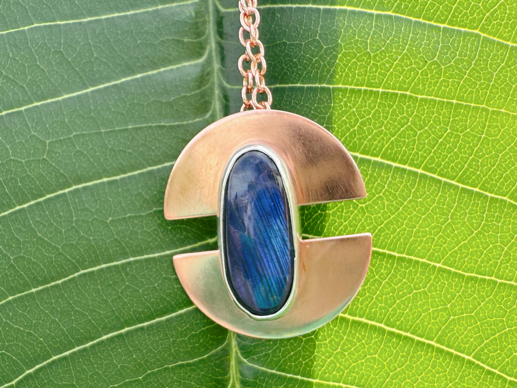 Oval Labradorite Pendant Necklace