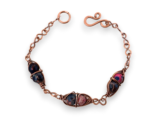 Crimson Pea Pod Bracelet